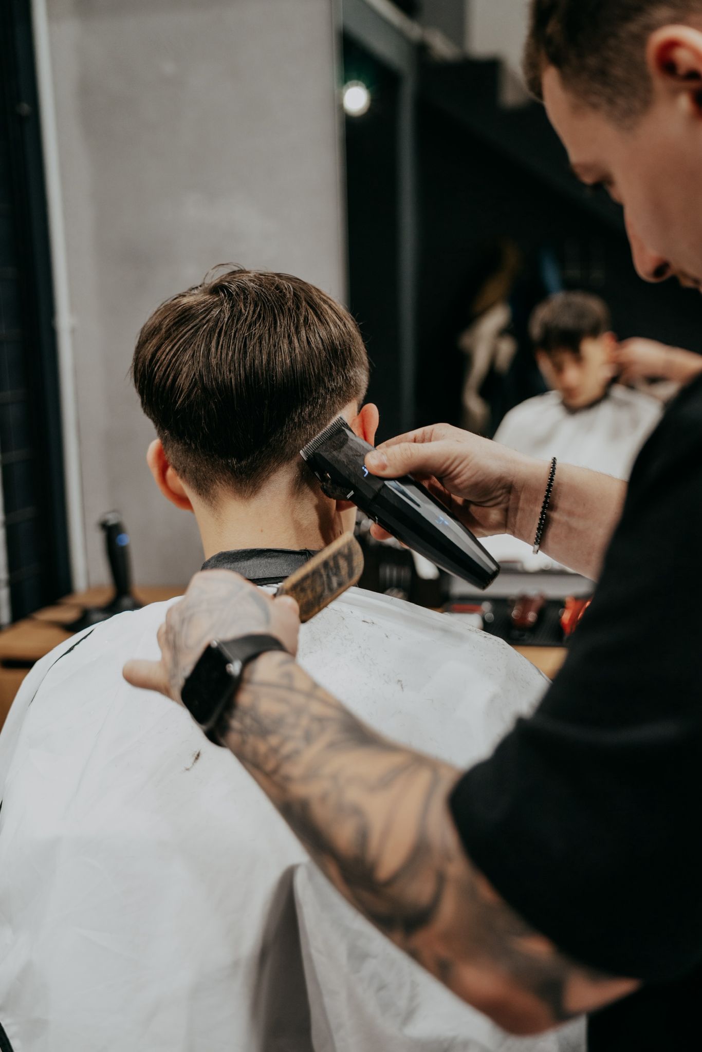 Finisare Rival Barbershop
